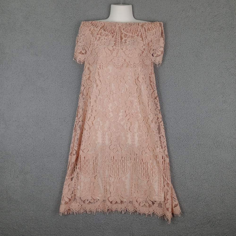 Lulus Size M Womens Off Shoulder Lace Dress With Self Ruffle Fully Lined 1/4 Zip
